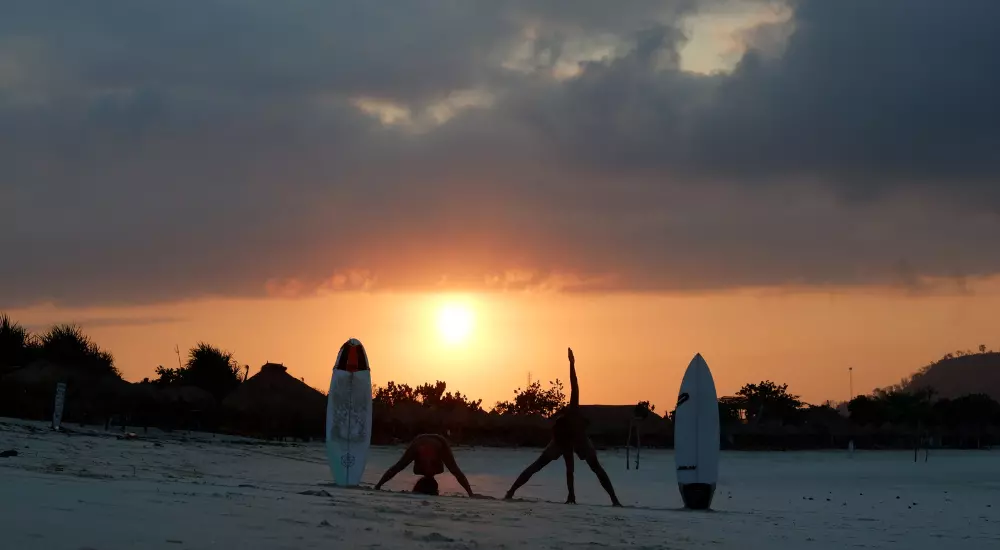 Surfers recovery class description at Ashtari Yoga